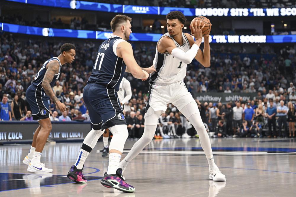 离不开主教 离不开主教